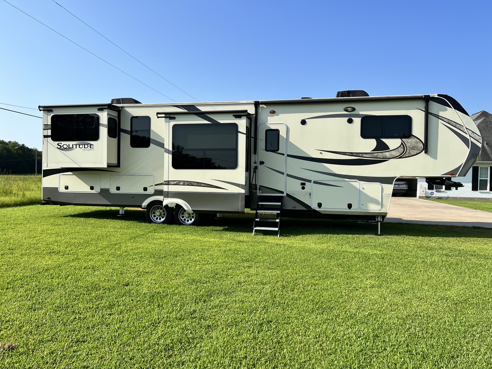 Photo of Rv