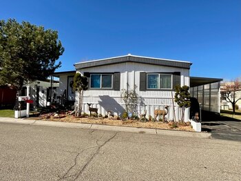 Thumbnail of mobile home