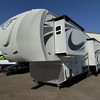 RV for Sale: 2016 ARCTIC FOX 32-5M