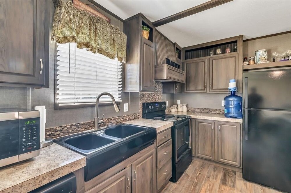 Photo of Mobile Home