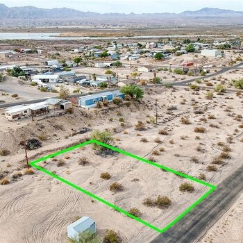 Thumbnail of mobile home lot
