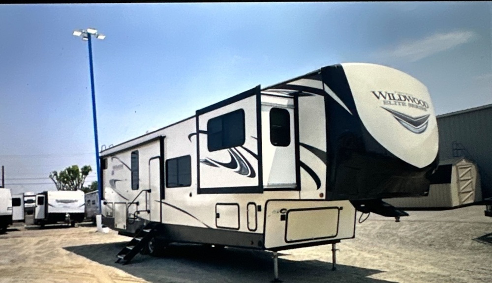 Photo of Rv