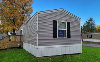 Thumbnail of mobile home