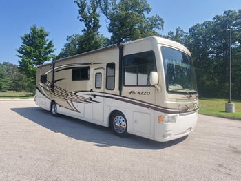 Thumbnail of RV