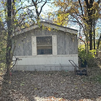 Thumbnail of mobile home