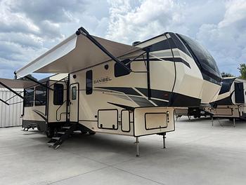 Thumbnail of RV