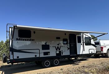 Thumbnail of RV
