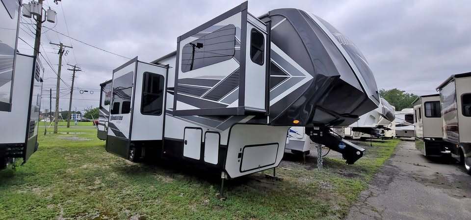 Photo of Rv