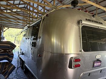 Thumbnail of RV