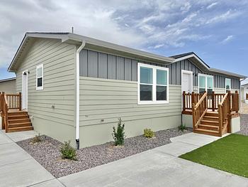 Thumbnail of mobile home