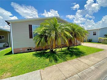 Thumbnail of mobile home