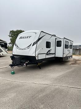 Thumbnail of RV