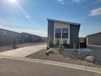 Thumbnail of mobile home