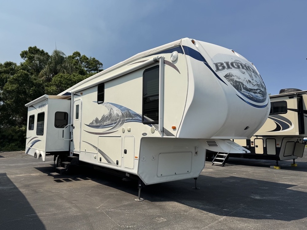 Photo of Rv
