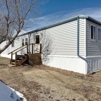 Thumbnail of mobile home