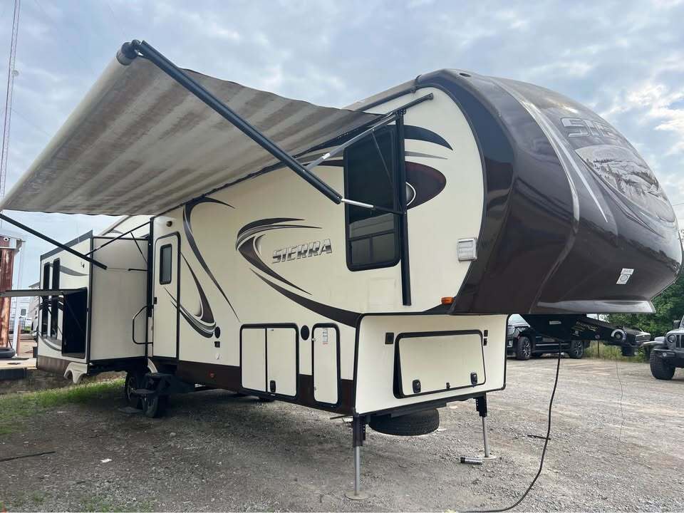 Photo of Rv