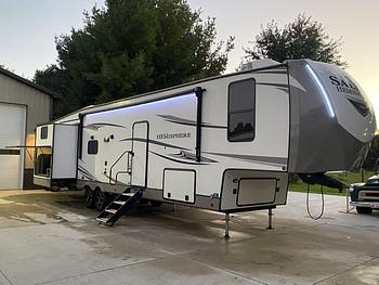 Thumbnail of RV