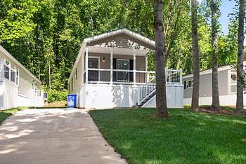 Thumbnail of mobile home