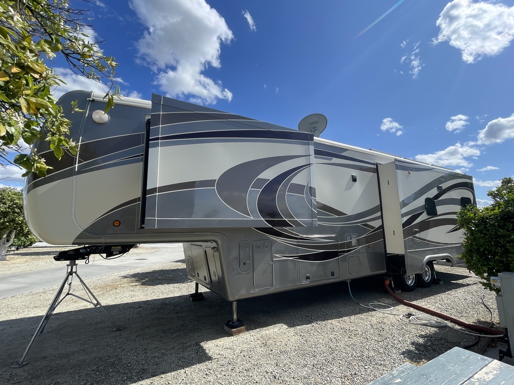 Photo of Rv