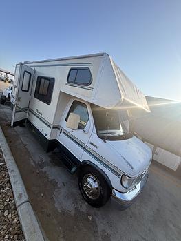 Thumbnail of RV