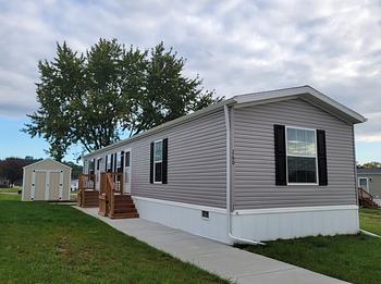 Thumbnail of mobile home