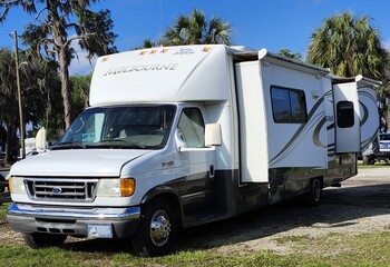 Thumbnail of RV