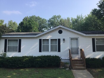 Thumbnail of mobile home