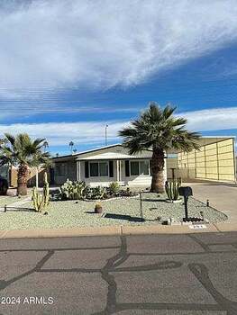 Thumbnail of mobile home