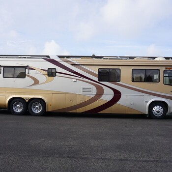 Thumbnail of RV