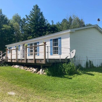 Thumbnail of mobile home