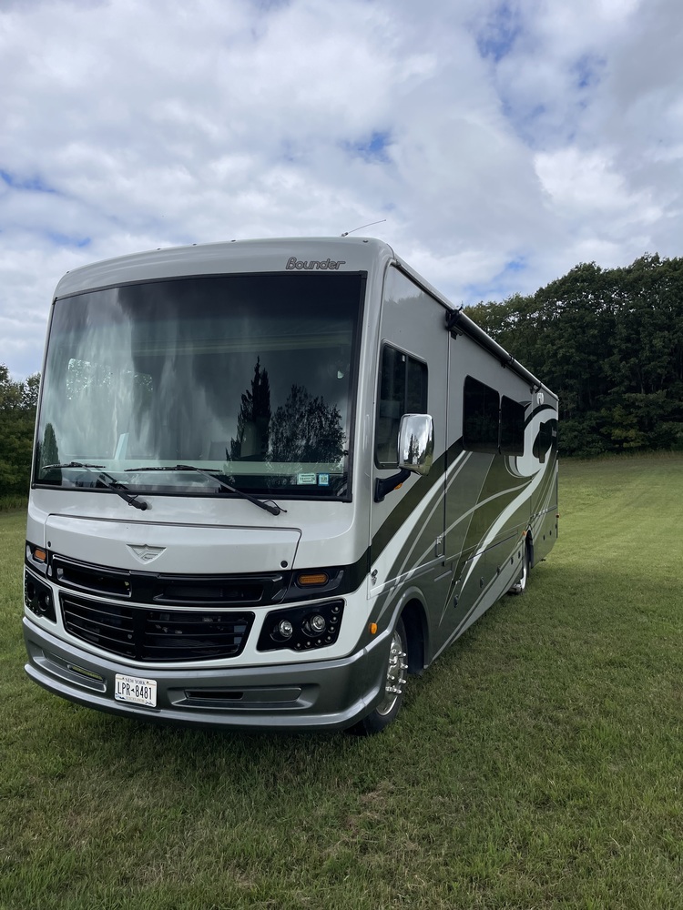 Photo of Rv