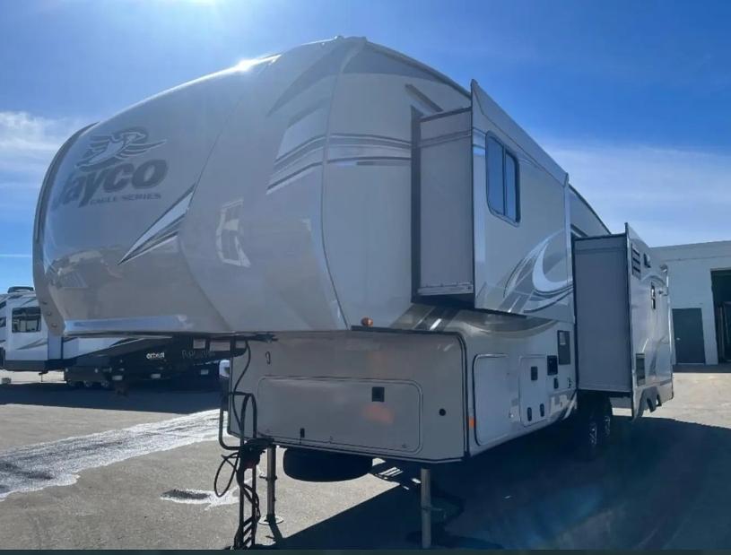 Photo of Rv