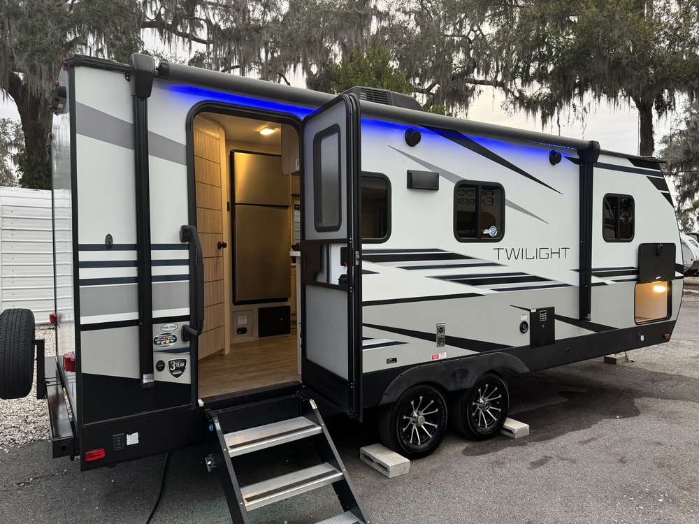 Photo of Rv