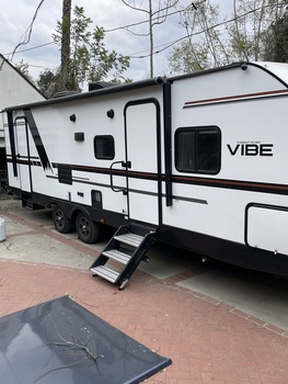 Thumbnail of RV