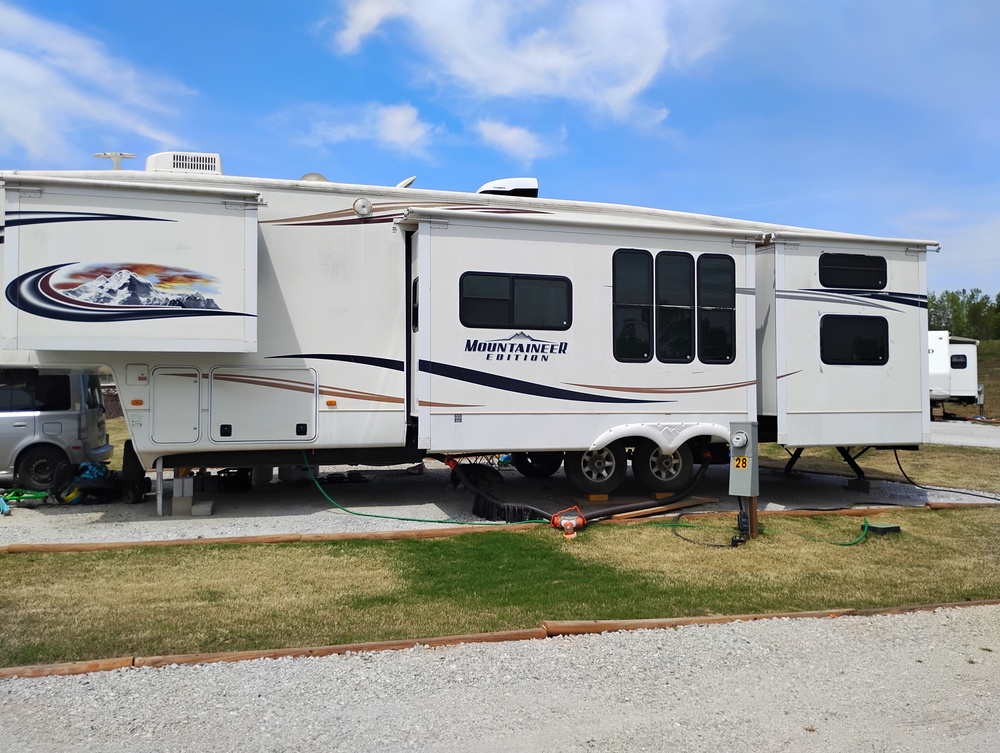 Photo of Rv