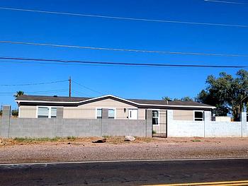 Thumbnail of mobile home