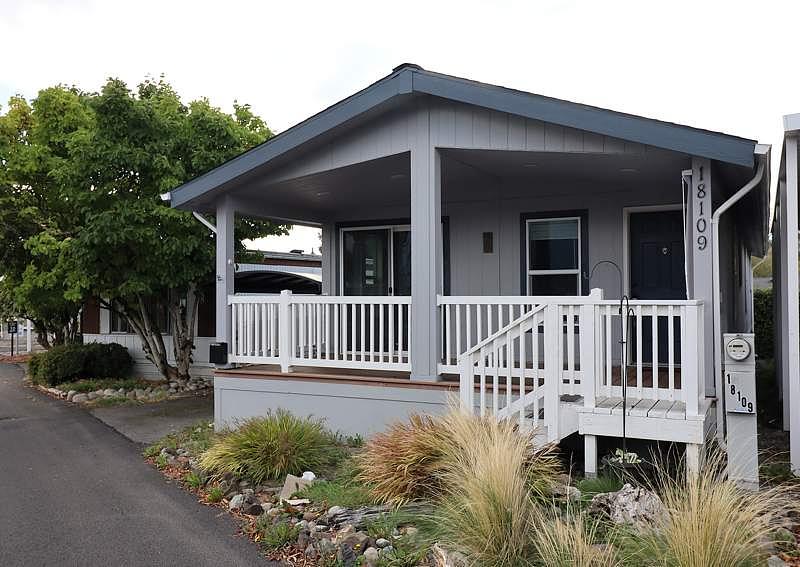 Photo of Mobile Home