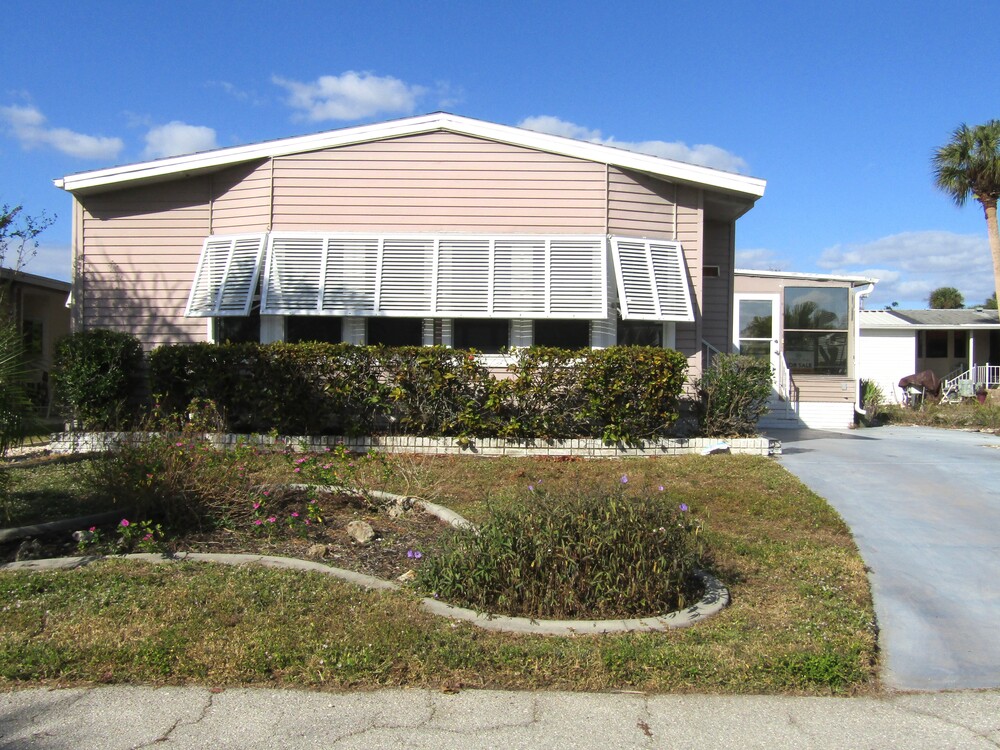 Jamaica Bay Village