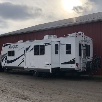 Thumbnail of RV