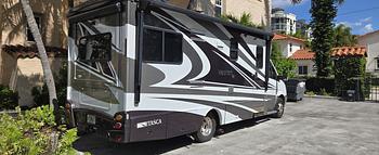 Thumbnail of RV