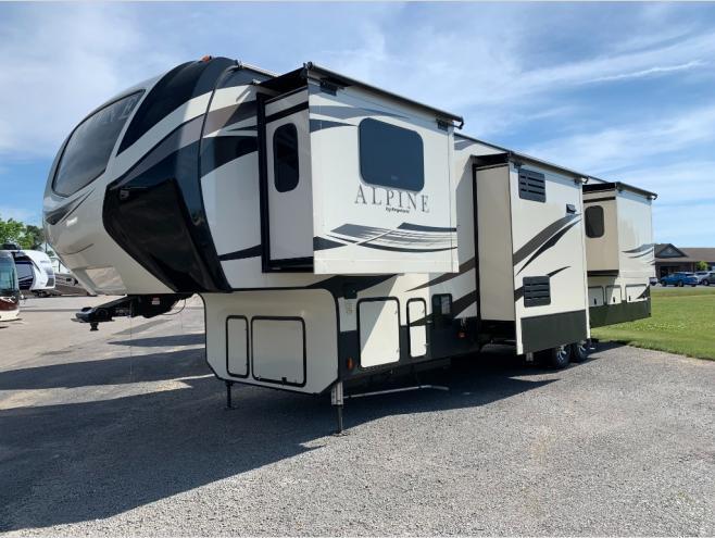 Photo of Rv
