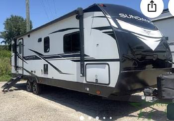 Thumbnail of RV