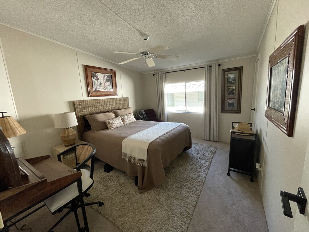 Lake Griffin Harbor Village