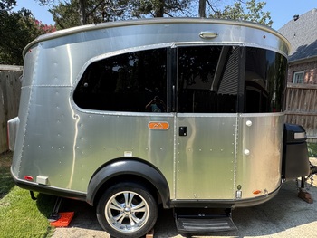 Thumbnail of RV