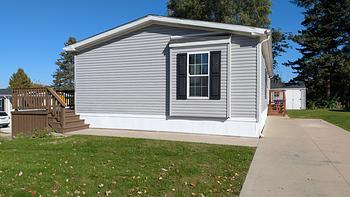 Thumbnail of mobile home