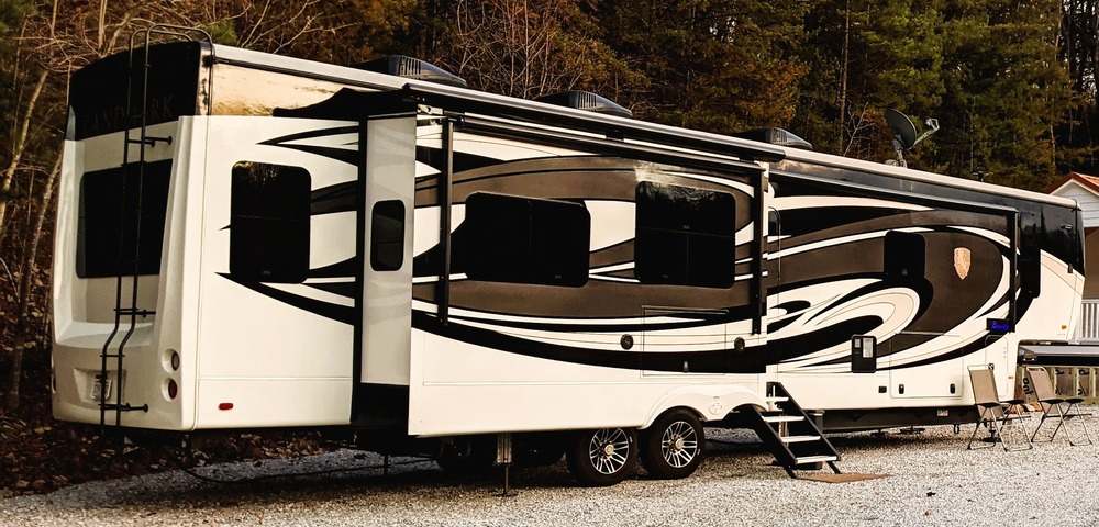 Photo of Rv