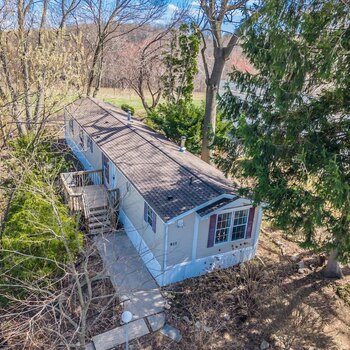 Thumbnail of mobile home