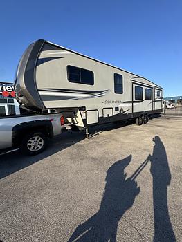 Thumbnail of RV