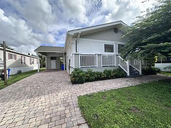 Thumbnail of mobile home