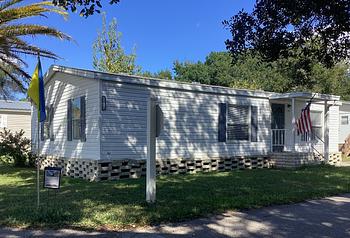 Thumbnail of mobile home